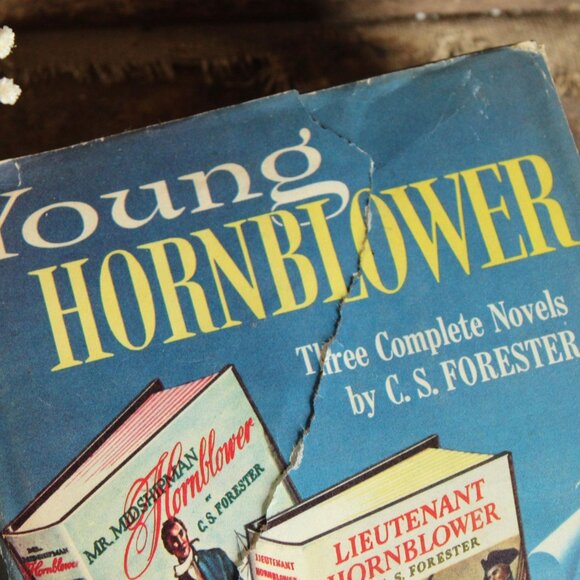 Vintage 1950s Book, "Young Hornblower", C.S. Forester, Three Complete Novels - Picture 2 of 10